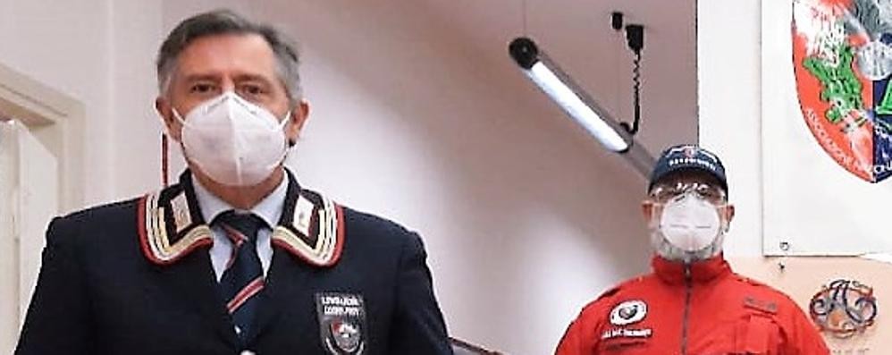 Vito Potenza e l’Associazione nazionale carabinieri protagonisti di una donazione di mascherina alla Croce rossa