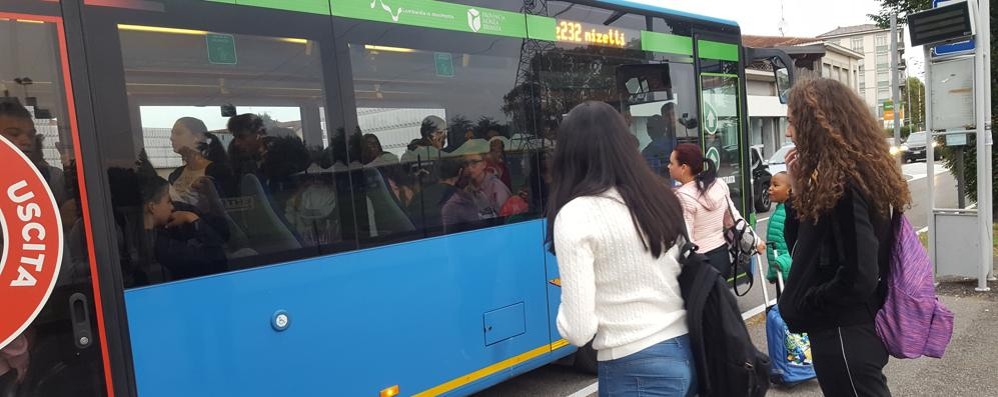 bus: z232 tra seregno e carate