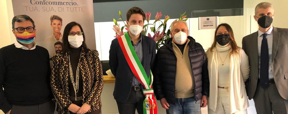 La visita delle autorità municipali di Seregno alla nuova sede di Confcommercio