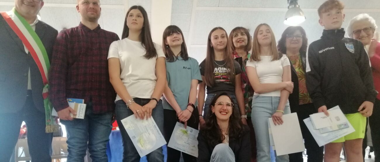 Nova Milanese concorso poesia scuole medie