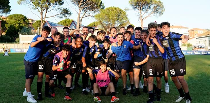 Calcio Renate esultanza Under 17 A Tolentino