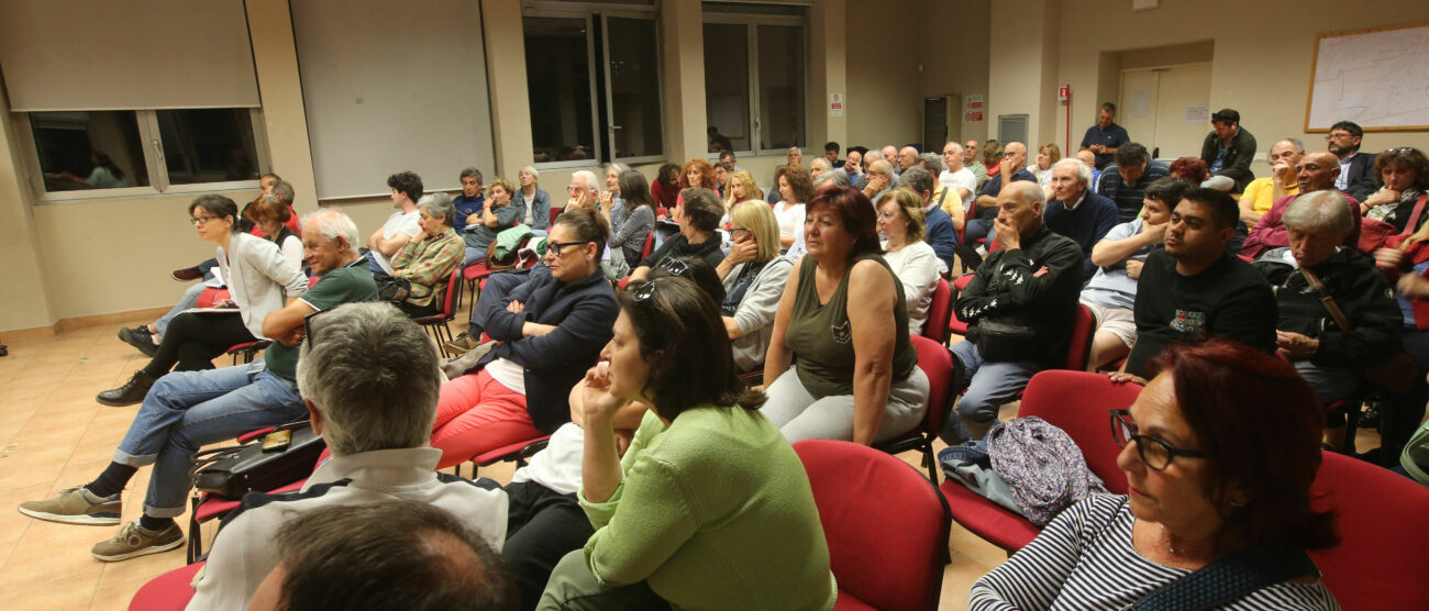 L'assemblea a San Rocco contro il progetto di Serravalle