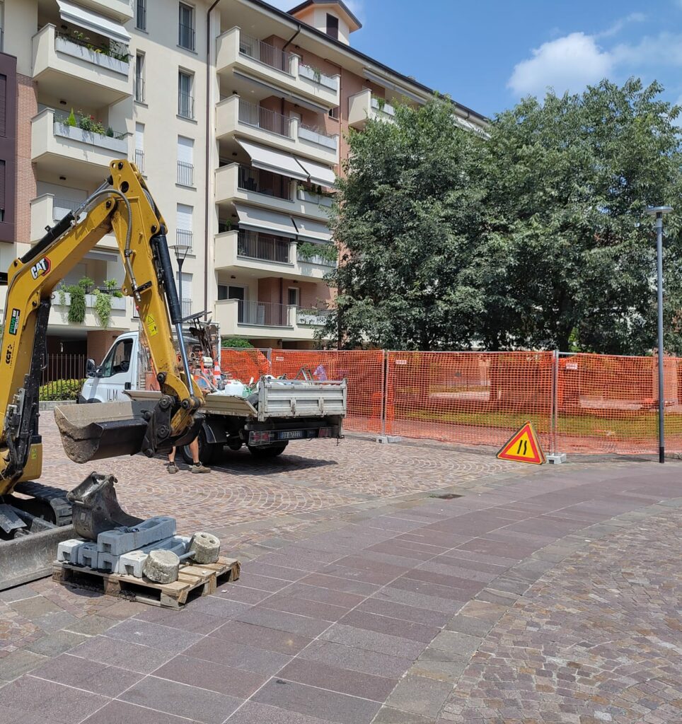 Monza piazza Bonatti