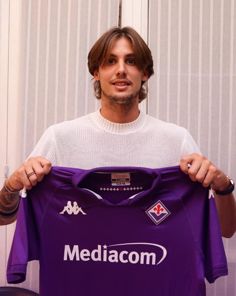 Calcio Serie A Andrea Colpani con la maglia della Fiorentina - Foto Fiorentina