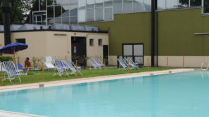 Agrate Brianza piscina centro sportivo - foto d'archivio
