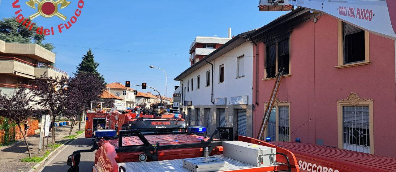 Incendio a Cesano Maderno