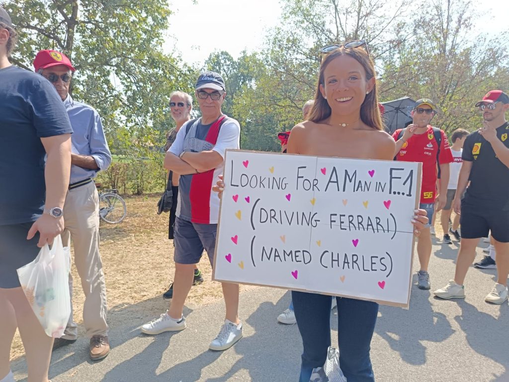 F1 Gp Italia Monza tifosi Albane dalla Francia per Leclec - foto Fenaroli