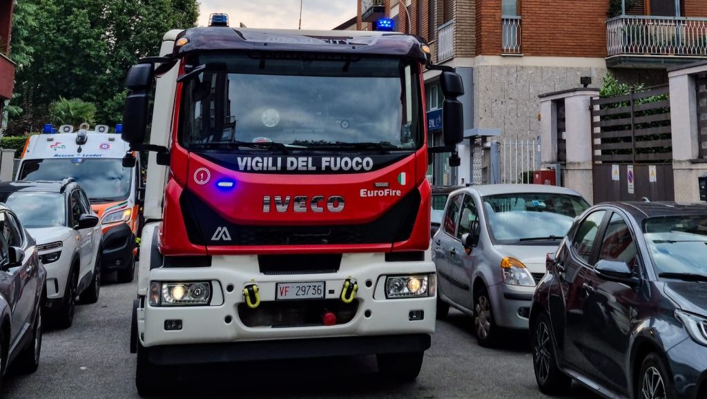 Vigili del fuoco soccorso a Seregno