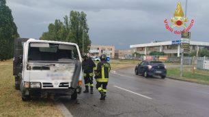 Monza incidente mortale camion in viale Stucchi - foto Vigili del fuoco