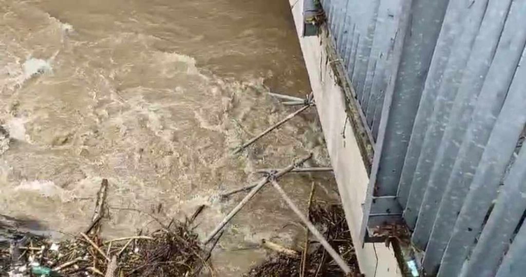 Paderno Dugnani crollo impalcatura via Coti Zelati